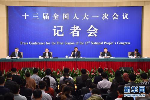 3月6日，十三届全国人大一次会议新闻中心举行记者会，邀请国家发展和改革委员会主任何立峰、副主任张勇、副主任宁吉喆就“创新和完善宏观调控，推动高质量发展”相关问题回答中外记者提问。