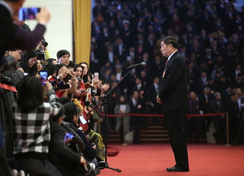 (1)采访部长 (1)采访部长