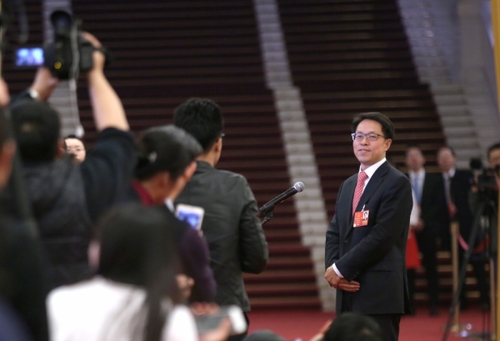 (6)采访部长 (6)采访部长