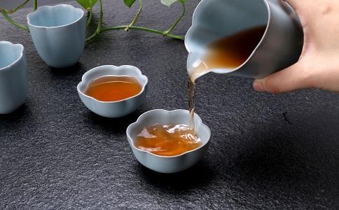 春季减肥喝什么茶 这5款茶饮最适合春季 春季减肥喝什么茶 最适合春季减肥的茶饮有哪些 春季喝茶减肥注意事项