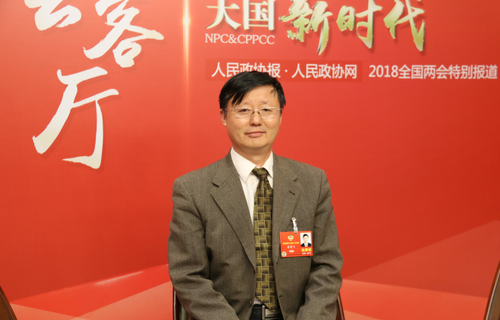 全国政协委员、中国食品药品检定研究院研究员岳秉飞