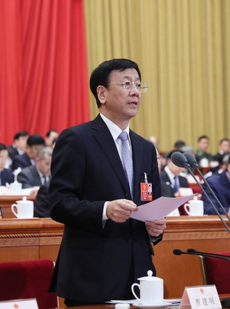 (2)十三届全国人大一次会议举行第四次全体会议 (2)十三届全国人大一次会议举行第四次全体会议