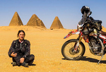 英国42岁祖母骑摩托游遍七大洲
