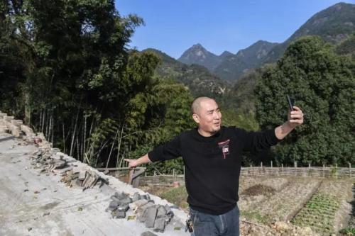 点击进入下一页