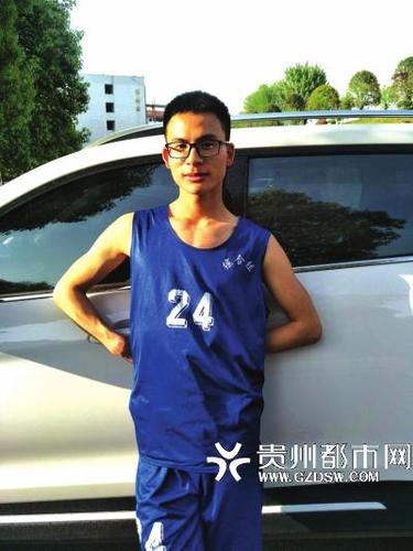 老师出了份无厘头试卷：用歌词段子作引题