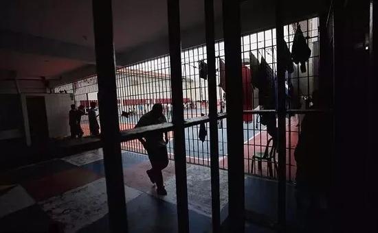 大规模越狱有组织暴动 拉美监狱到底是怎么了？