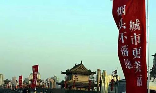 92岁老人每天上街捡烟头 已坚持1年多曾被指作秀