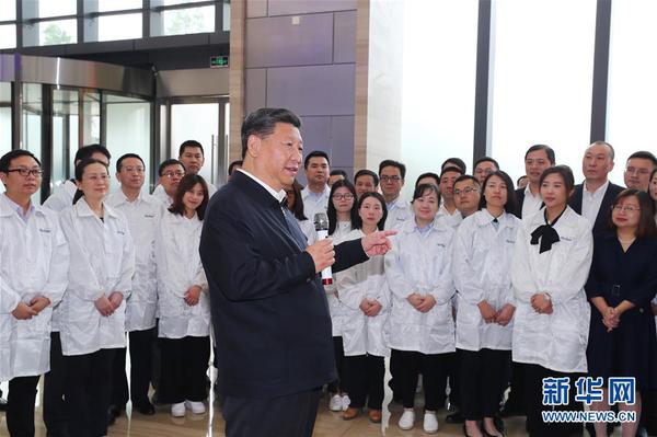 4月26日上午，中共中央总书记、国家主席、中央军委主席习近平在烽火集团有限公司考察。2