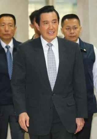 台北地检署重启侦办“三中案”，日前再度传唤马英九(图)出庭，马英九全程行使缄默权。 来源：台湾《联合报系》资料照片