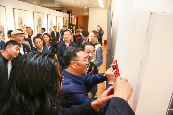 16-不忘初心——全国书画名家作品邀请展嘉宾观展2 16-不忘初心——全国书画名家作品邀请展嘉宾观展2