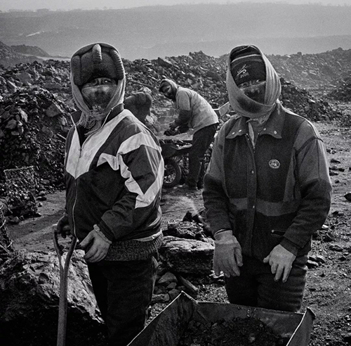 东北工业40年兴衰记录:两万多职工的矿剩两三千人