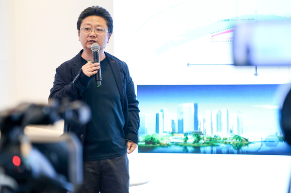 中央美术学院教授丁圆