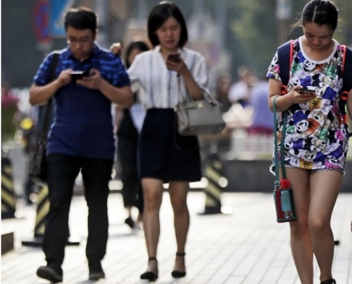 港媒:内地社交媒体打击假新闻 已阻截谣言超5亿次