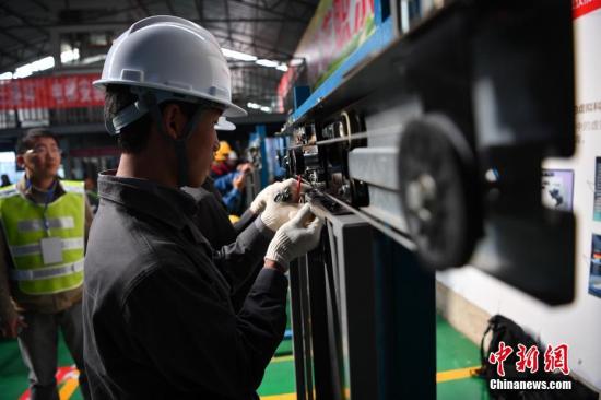 ae790d1a1765497eaccfda3cf3463370 ae790d1a1765497eaccfda3cf3463370