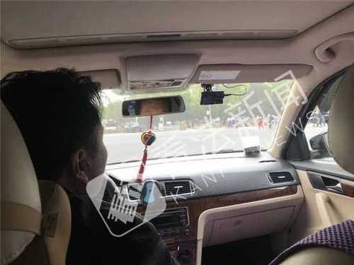 记者探访北京前门玉器连环套:未购物出租车甩客