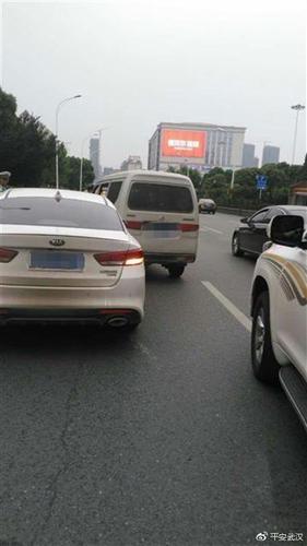 车技差？轿车1年半发生500起事故 还赚了百万元