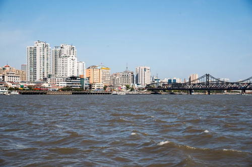 浙江人在这里整栋买楼房价被引爆 当地人:俺们生气