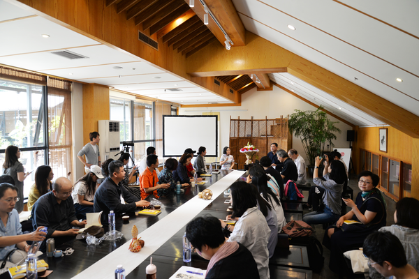 新书发布会现场1