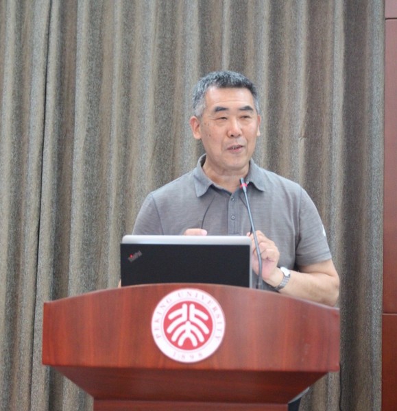 民盟中央巡视员张冠生做主题发言