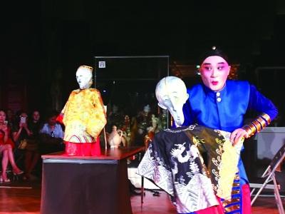 中国侨网张军出演当代昆曲《我，哈姆雷特》 项晓炜 摄