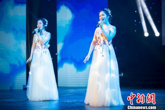 2018中俄边境城市展览会开幕仪式和文艺演出现场 赵东来 摄 2018中俄边境城市展览会开幕仪式和文艺演出现场 赵东来 摄