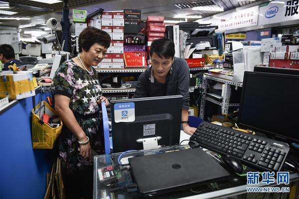 1122871796_15270070025561n 1122871796_15270070025561n