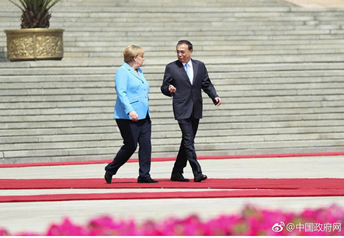 李克强欢迎默克尔访华 就中德中欧关系交换意见