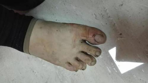 萧山一夜宵摊有人模仿抖音“菜换肉”，结果引发十几个人群殴惊动警察……