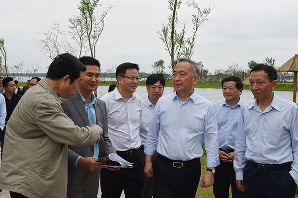 1527132621224152 1527132621224152