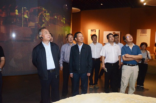 1527132700679342 1527132700679342