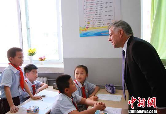 全球欢笑行动落地宁夏将为1000余名儿童送去口腔健康