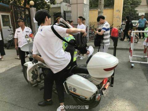 高考首日马大哈考生有点多:走错考场 忘带身份证