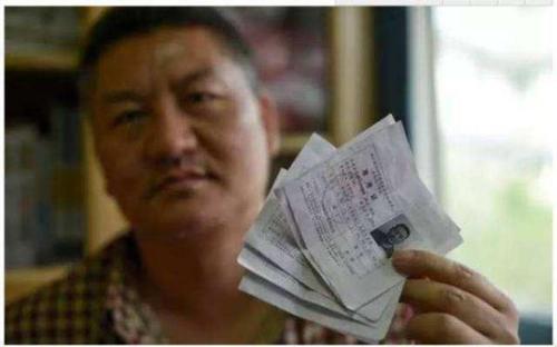 51岁高考钉子户第22次赴考:上大学是精神支柱