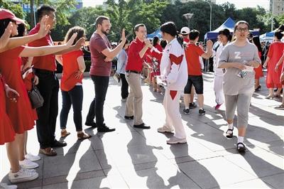 点击进入下一页