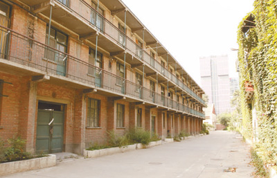 1528402800154_1 1528402800154_1