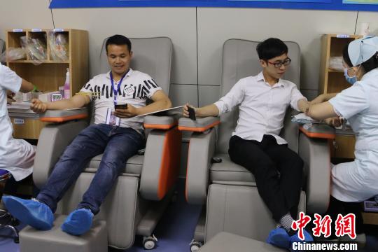 南宁各行业涌现无偿献血达人保障700多万人临床用血