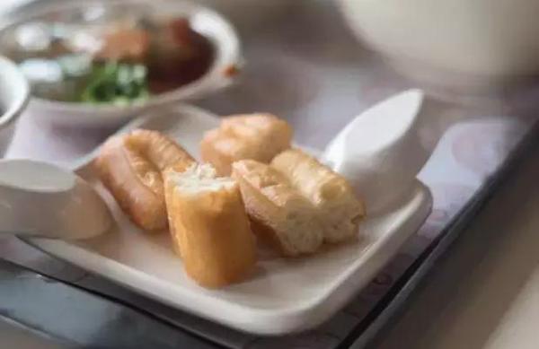 4种食物，每吃一口都在催你老！ 