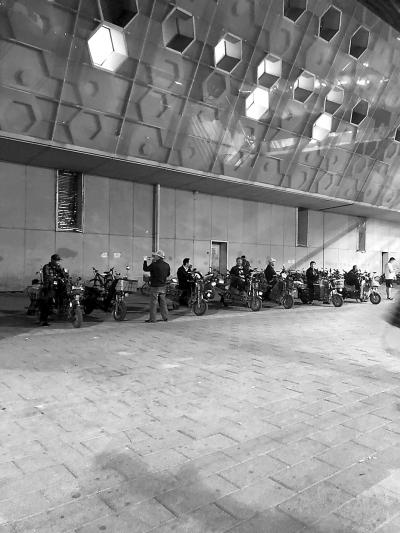 点击进入下一页