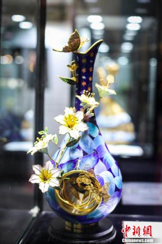 点击进入下一页