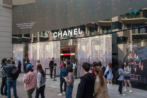 香奈儿成立108年首次公布账本:赚钱力广告费都惊人