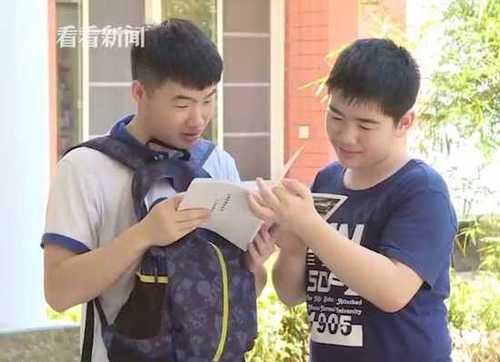 38319d348637ce2644f124c388287381.jpg 学霸宿舍6人全都考上清华北大 高一起制定寝室公约