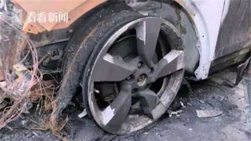 3f1f8953af6e3a70c768c1d416601420.jpg 3.jpg