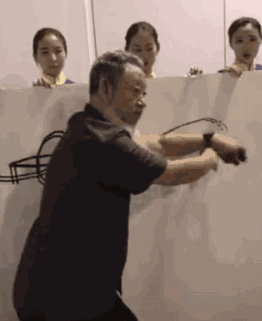 点击进入下一页