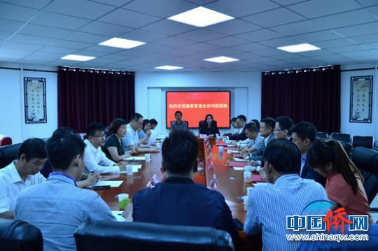 中国侨网山西省侨联主席王维卿会见到访山西省开展帮扶义教活动的澳晋联谊会访问团一行。山西省侨联供图