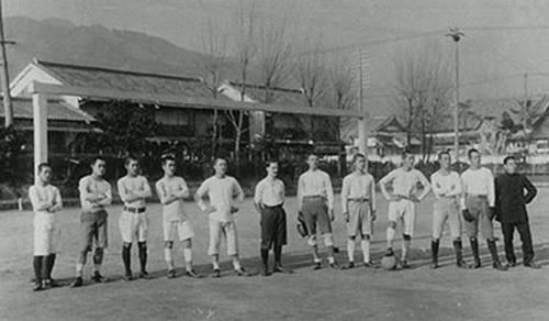 遭5比0狂虐恐华67年的日本男足怎么甩掉中国的?