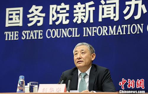 国务院国有资产监督管理委员会副秘书长、新闻发言人彭华岗在回答记者提问 资料图 中新社记者 杨可佳 摄