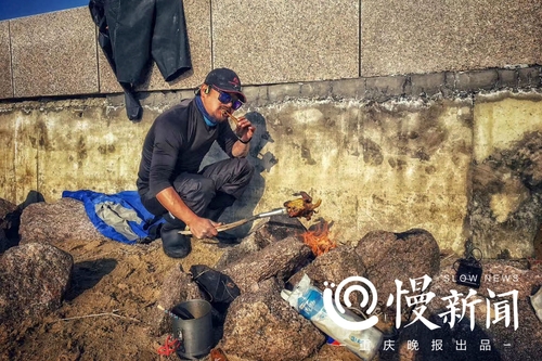 小伙上演漂流记:一人一舟 299天漂遍中国海岸线