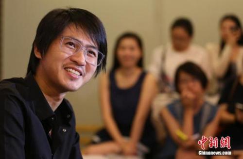 点击进入下一页