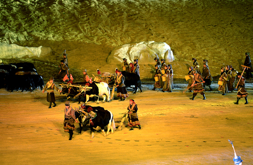 006参与演出的藏族群众 006参与演出的藏族群众