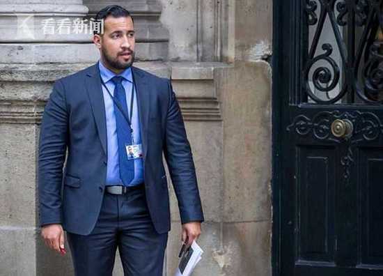 马克龙否认与打人保镖有不伦关系:没给他核按钮